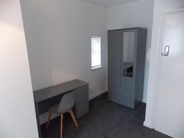 House for rent in Grove Hill, Normanby