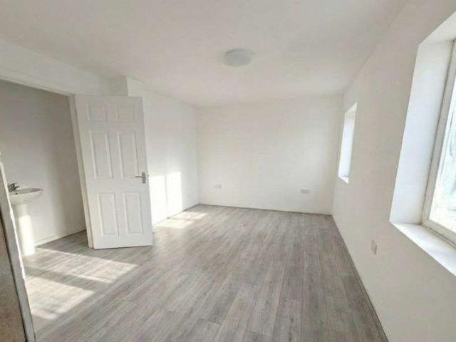 Property for rent in King’s Hill, Wednesbury