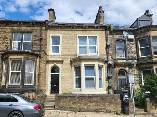 House for sale in Claremount, Halifax