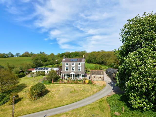 House for sale in Dyffryn Cennen, Llandeilo