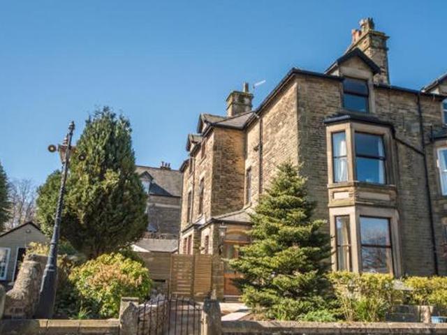 House for sale in Charlesworth, East Midlands