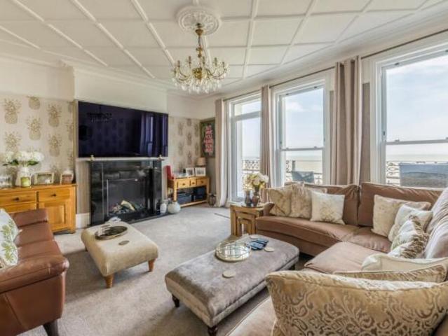 Farm for sale in Folkestone, Kent