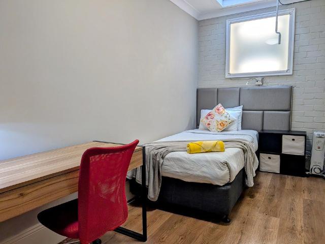 Room for rent in Inner West, Sydney