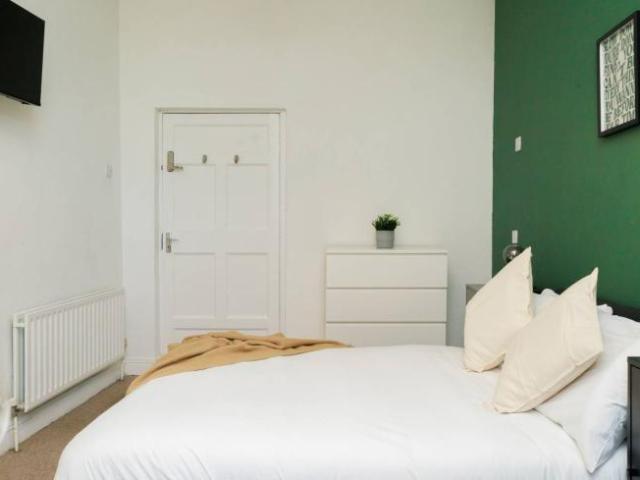 Property to rent in Dublin Docklands, Dublin