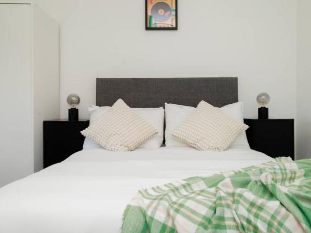 Property to rent in Dublin Docklands, Dublin