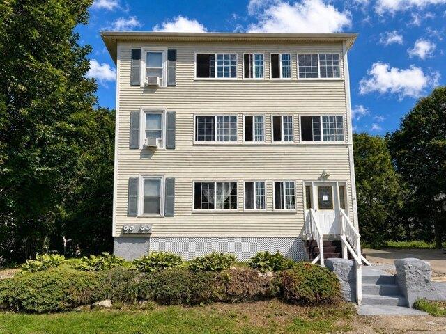 House for sale in High School Street Historic District, Southbridge