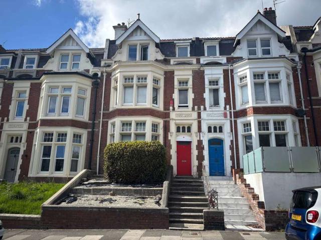 Cottage for sale in Greenbank, Mount Wise