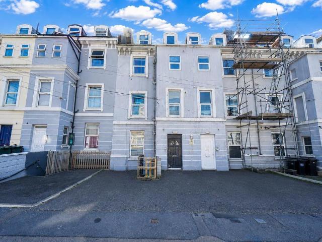 House for sale in Blacklands, Guestling Green
