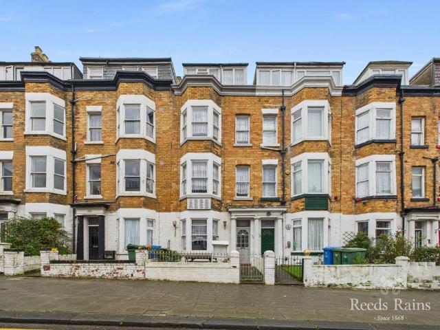 House for sale in The Old Town, Scarborough