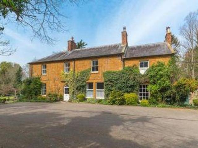 House for sale in Northampton, Northamptonshire