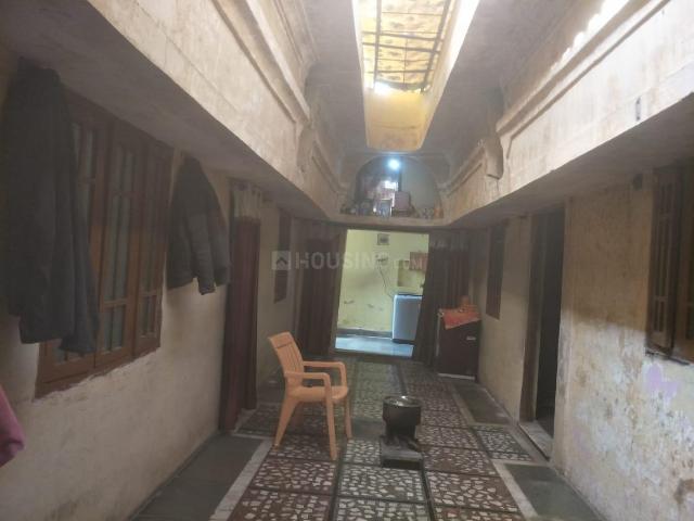 Flat for rent in Madya