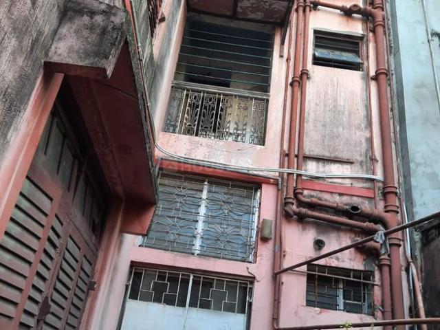 House for sale in Dhakuria, Kolkata
