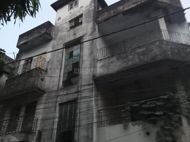 House for sale in Lake Gardens, Kolkata