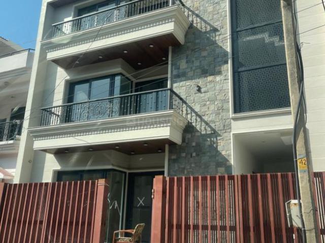 House for sale in Chandigarh, Union Territory Of Chandigarh