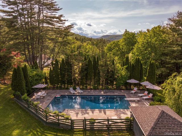 House for sale in Bearsville, New York