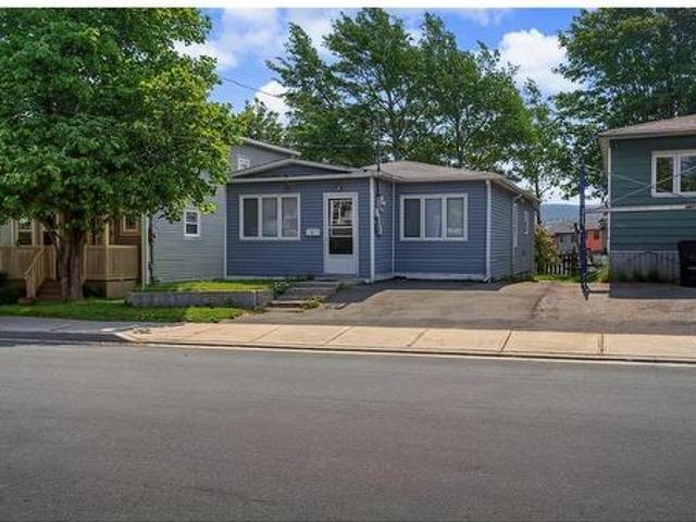 House for sale in Foxtrap, Newfoundland And Labrador