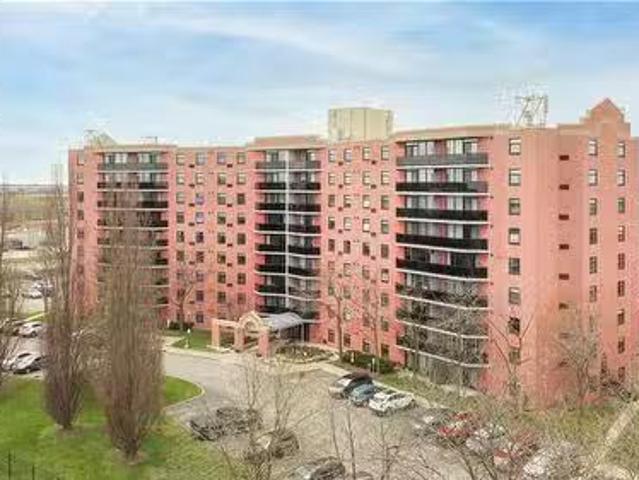 Condo for sale in Brant, Ontario