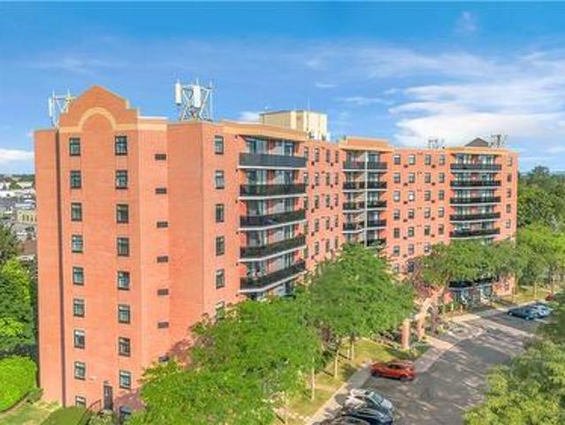 Condo for sale in Brant, Ontario