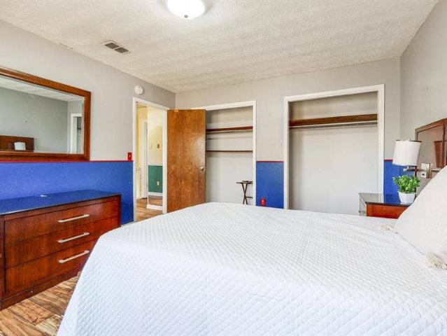Room for rent in Decatur, Indiana