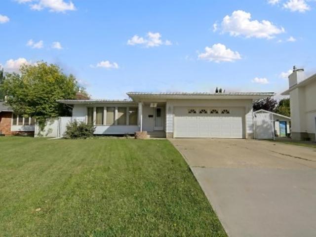 House for sale in Spruce Grove, Alberta