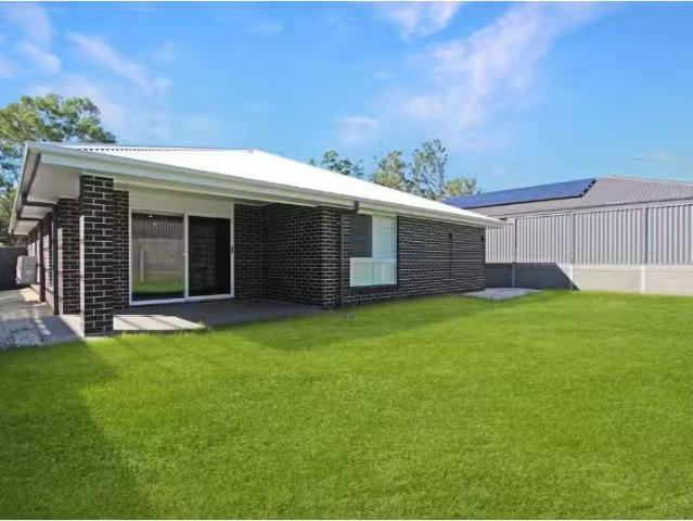House for rent in Thrumster, New South Wales