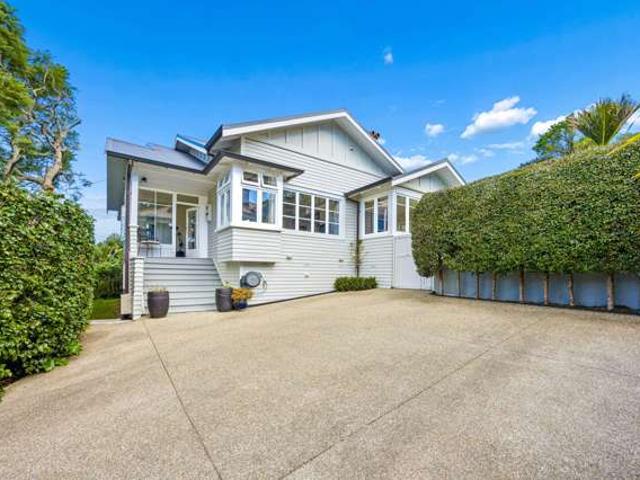 House for sale in Balmoral