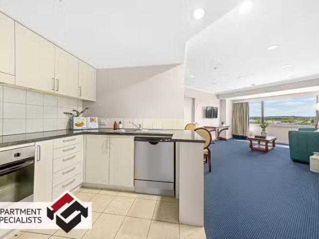 House for sale in Wairau Valley