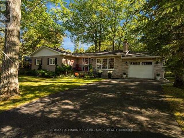 House for sale in Tiny, Central Ontario