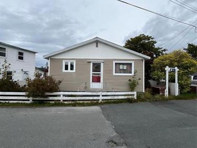 House for sale in Cappahayden, Newfoundland And Labrador