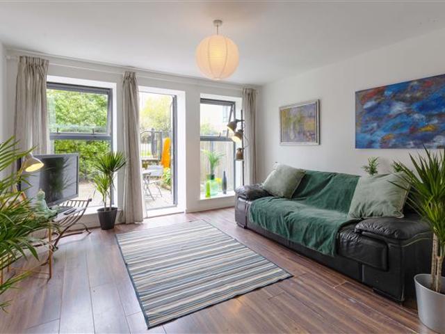 Terraced House for sale in Dublin 15, Bluebell