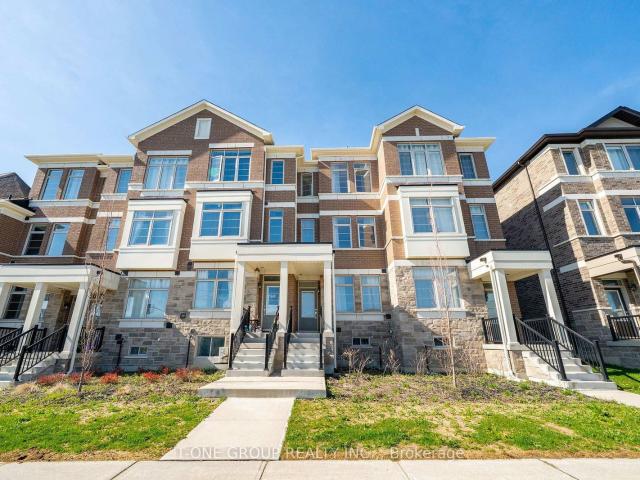 Townhouse for sale in Woburn, Ontario