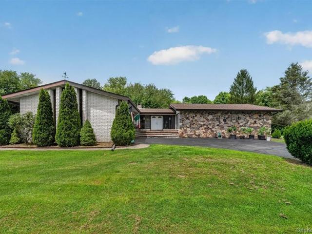 House for sale in Cuddebackville, New York