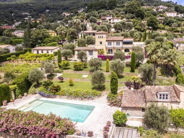 Villa vente à Grasse, Châteauneuf-grasse