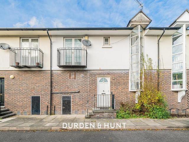 House for rent in Cubitt Town, Greater London