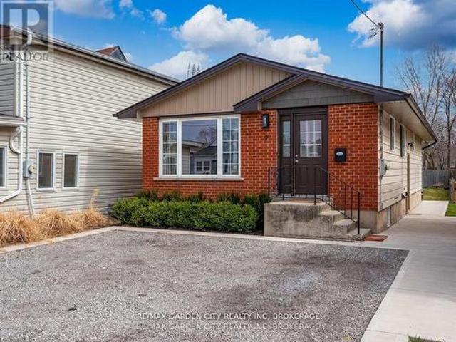 House for sale in Niagara, Ontario