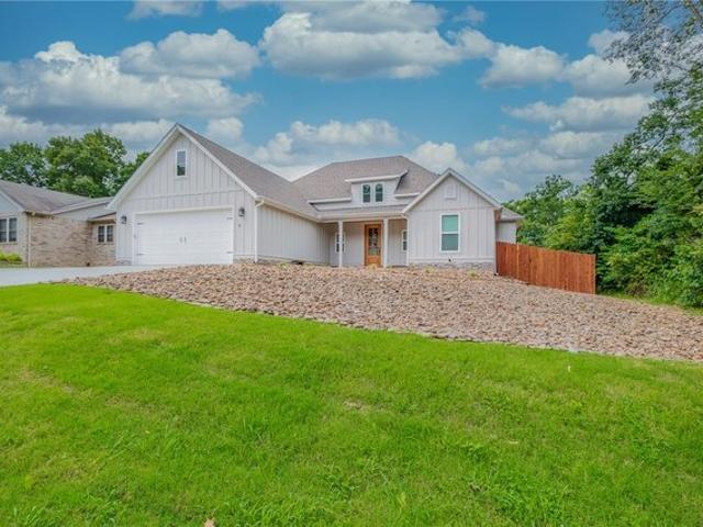House for sale in Ark