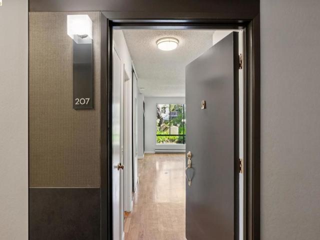 Condo for sale in Emeryville, California