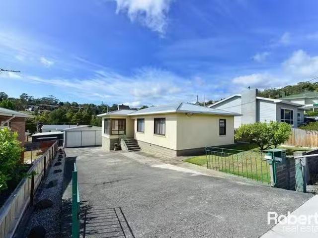 House for rent in West Moonah