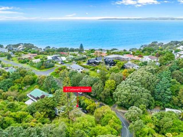 Land for sale in Leigh