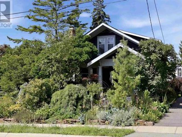 House for sale in Sault Sainte Marie, Ontario