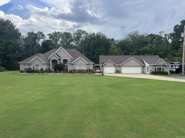 House for sale in Ark