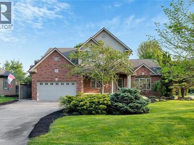 House for sale in Kingsville, Ontario