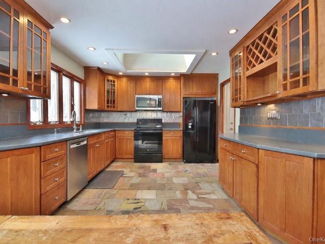 House for sale in Putnam Valley, New York