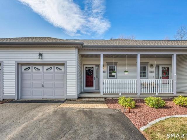 Condo for sale in Berlin, Connecticut