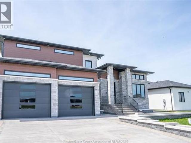House for sale in Leamington, Ontario