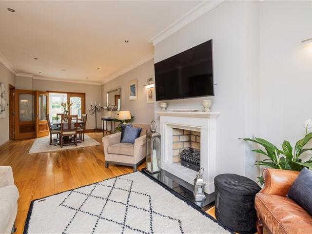 Detached House for sale in Malahide, North Tipperary