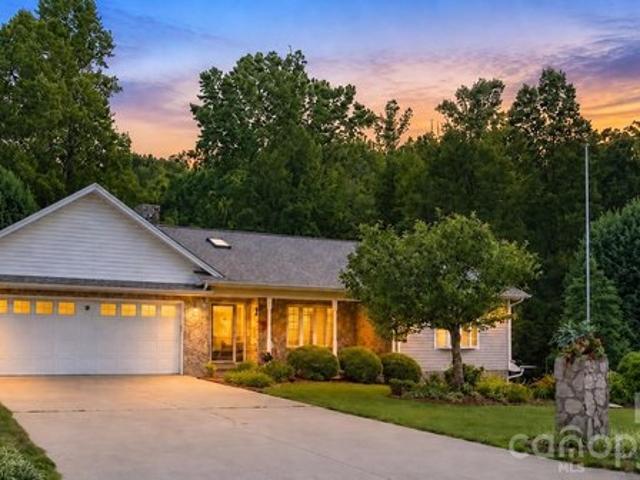 House for sale in Granite Falls, North Carolina