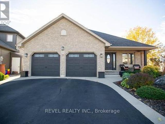 House for sale in Jarvis, Ontario