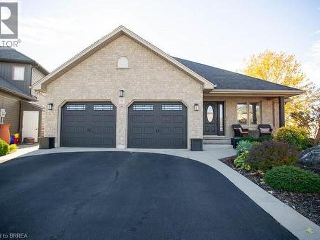 House for sale in Jarvis, Ontario