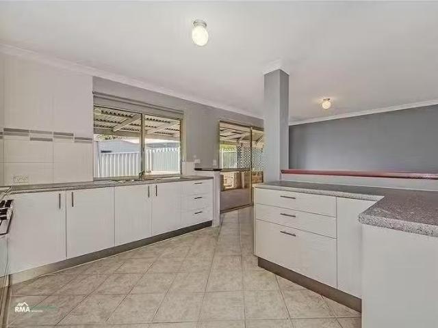 House for rent in Leda, Western Australia